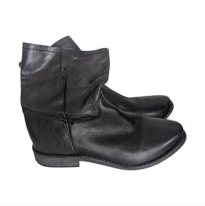 Woman's Black Leather Boots Size 11 Target Joelle Boots Womans 11 Black Boots